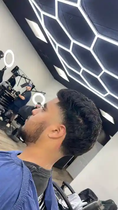 Senior Haircut services in Northridge