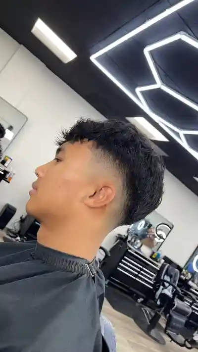 Haircut services in Northridge